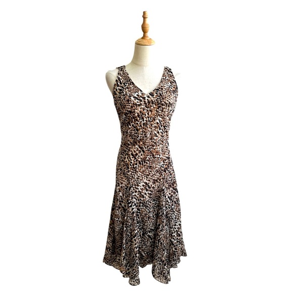 Lauren Ralph Lauren Georgette Animal Print Handkerchief Hem Midi Dress Size 4P - Picture 2 of 10